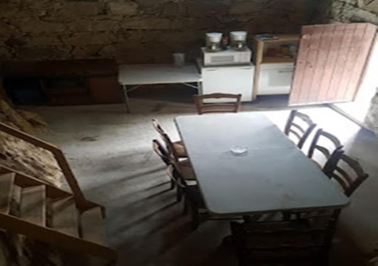 Auberge De Jeunesse Chez Mc Donald Zevaco Εξωτερικό φωτογραφία